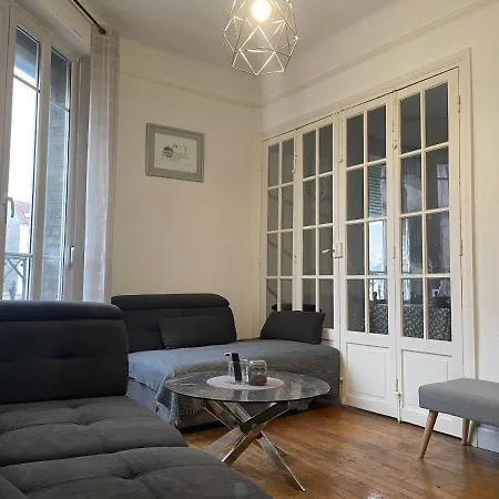 Spacieux Et Lumineux Aux Pieds De La Cathedrale Apartamento Reims